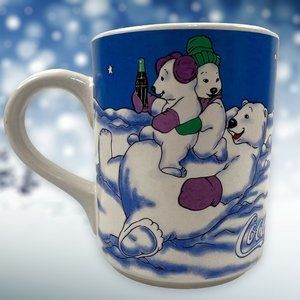 Coca Cola Christmas Polar Bears Snow Scene Holiday Coffee Cup Vintage Mug 10 oz